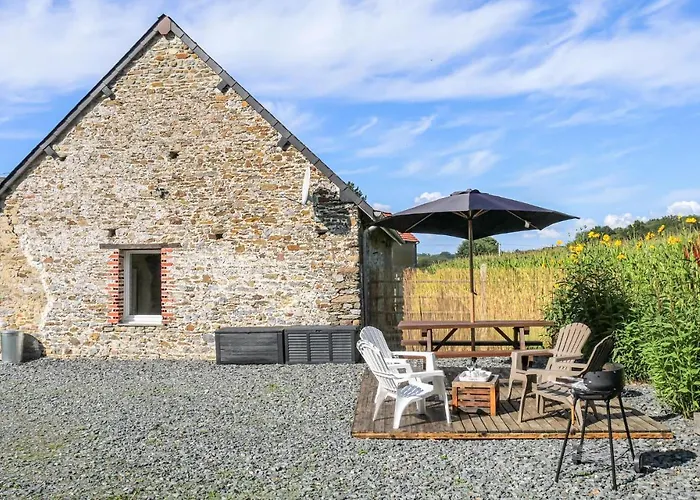 2 Bedroom Cozy In * La Meauffe