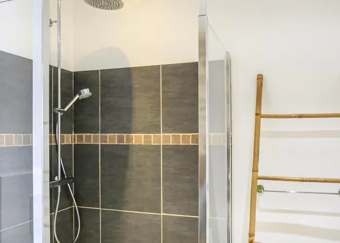 2 Bedroom Cozy In Ferienhaus *